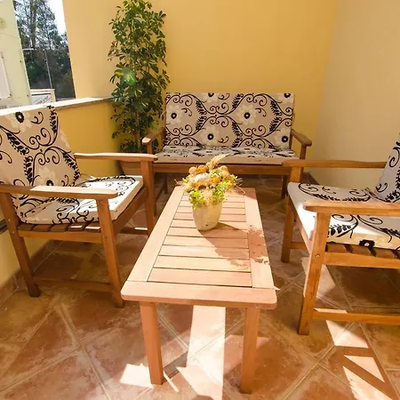 Apartment Vita * Palit