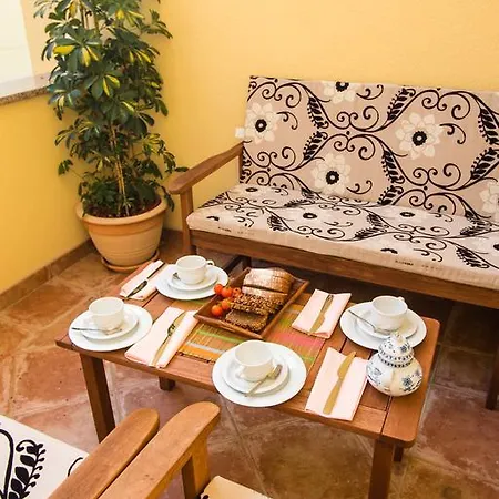 Apartment Vita Palit