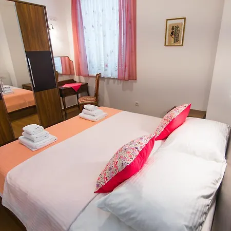Apartment Vita דירה Palit