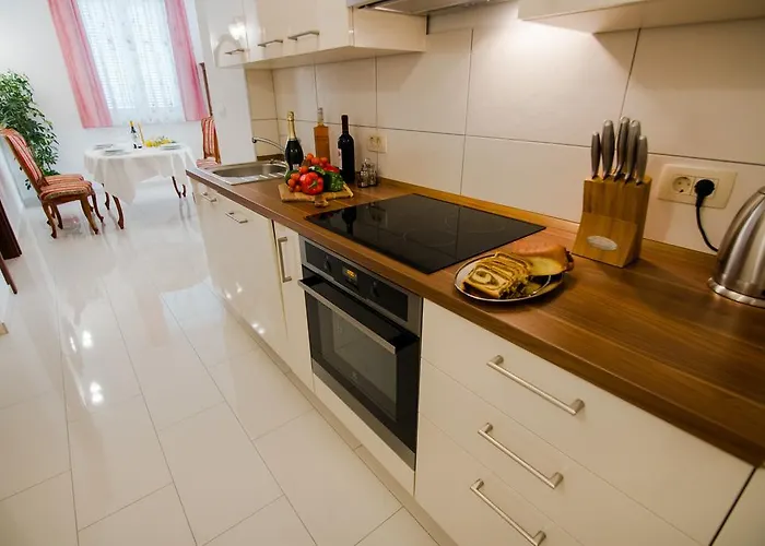 Apartment Vita * Palit